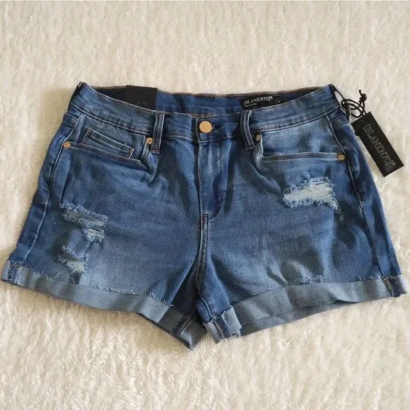 ✨️HP✨️ Blank NYC🗽The Fulton Mid Rise Denim Shorts - NWT