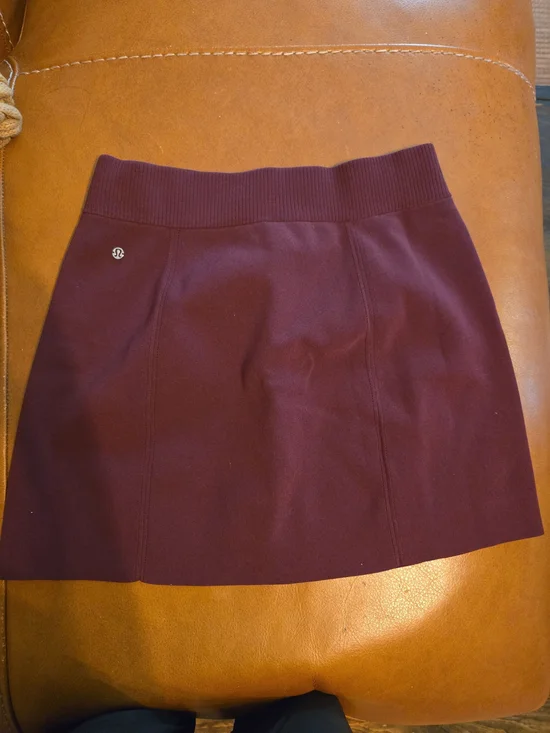 Lululemon Ribbed-Knit Mini Skirt, Garnet, NWOT, Size S