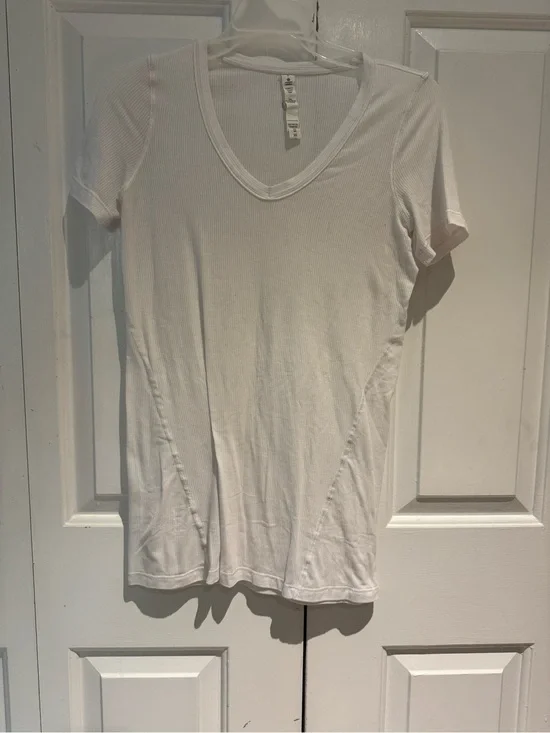 lululemon athletica White Ribbed V-Neck Short Sleeve Tee