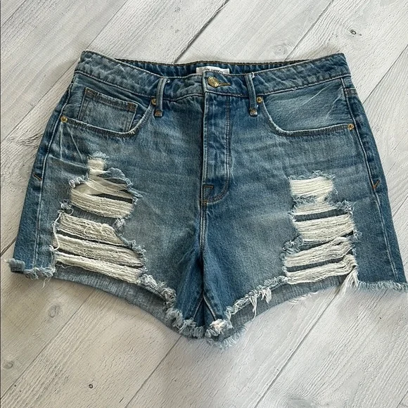 Good American‎ Bombshell Distressed Denim Jean Short Size 6/28