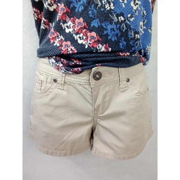 Bongo size 3 shorts tan‎ 5 pocket  Y2K