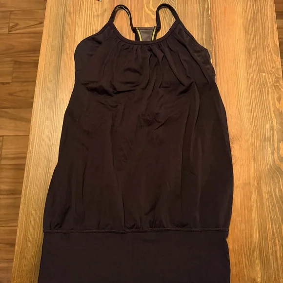 Lululemon‎ Twofer Tank