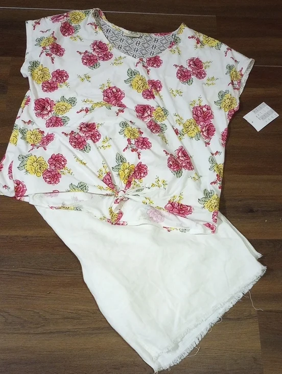 Frayed Hem Linen Shorts w/Pockets