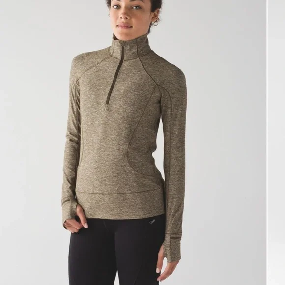 • Lululemon • Women’s Rush Hour 1/2 Zip Sweatshirt  Heathered Military Green 2
