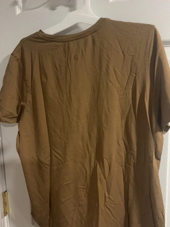 lululemon athletica Short Sleeve Tee - Brown