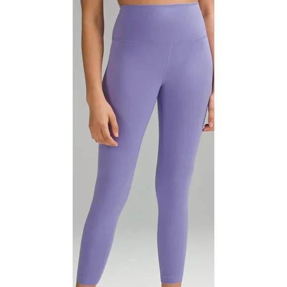 Lululemon Wunder Train Size 4 in Dark‎ Lavender