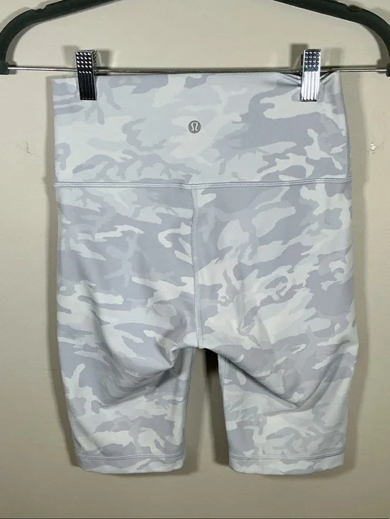 Lululemon Camo High Rise Biker Shorts Gray White Size Small