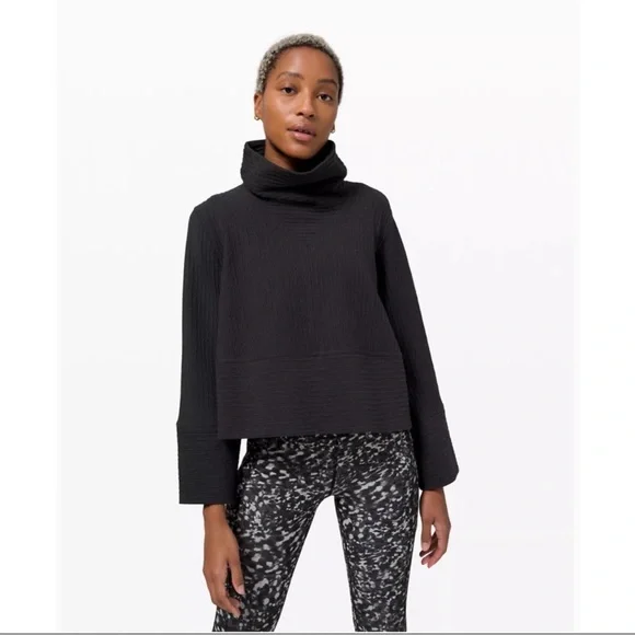 Lululemon Retreat Yourself Pullover – Heathered Gray High‎ Neck