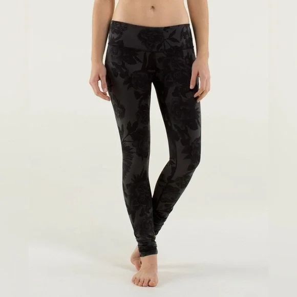 Lululemon Wunder Under Pants Brisk Bloom Size 6