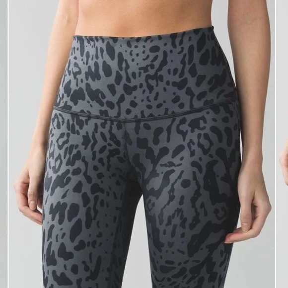 lululemon Wunder Under Pant‎ (Roll Down) Legging Animal Swirl Deep Coal