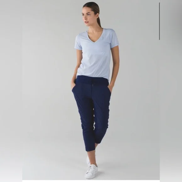 Lululemon Street To Studio Pant II Size: 6 Hero Blue