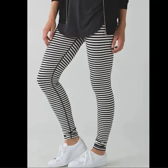 Rare Lululemon Black White Stripe Wunder Under