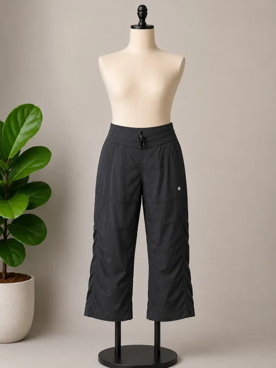 Lululemon Black Cropped Drawstring Active Pants