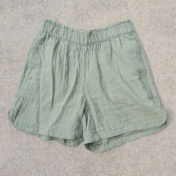 Old Navy Light Olive Green High Waist Women’s Shorts