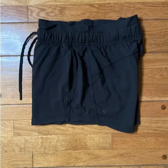 Lululemon Inner Glow Short 3