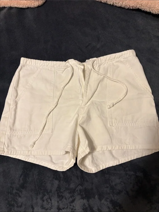 Women's Drawstring Cotton Shorts in Cream