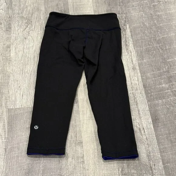 Lululemon Wunder Under Crop Reversible Leggings Blue Black Size 4‎ Yoga Pants