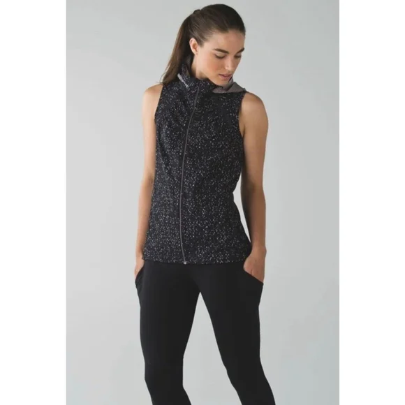 LULULEMON‎ Go The Distance Hooded Vest Butterfly Texture Mink Berry Black Size 6