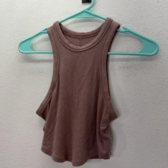 Lululemon Hold Tight Cropped Tank Top Shirt Purple Ribbed Gym Yoga Size 6-8