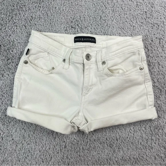 Rock & Republic Shorts Womens 6 White Denim Cut Offs Classic Summer Raw Hem Core