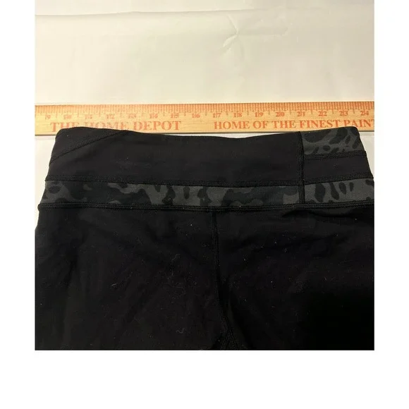 Lululemon Athletica Shorts Athletic Running Activewear‎ Black Leopard Print Sz 6