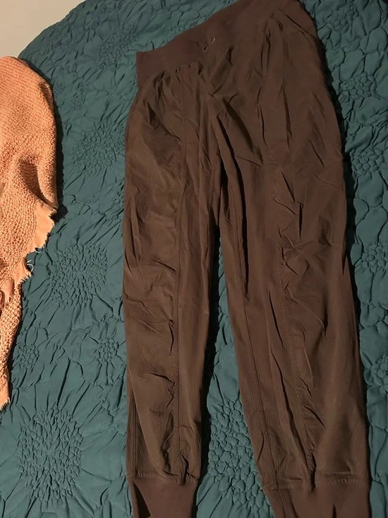 LuLuLemon Brown Joggers