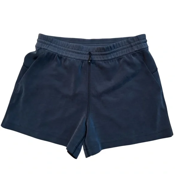 Lululemon Women’s Black Soft‎ Shorts Size 8 Cozy Athletic Fit Drawstring