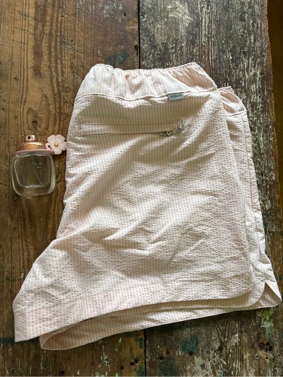 Magellan Outdoors Light Pink Seersucker Skort with Zipper Pocket