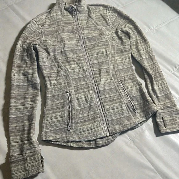 Womens Lululemon‎ Define Jacket Size 8 Gray Green Space Dye Full Zip Thumbholes