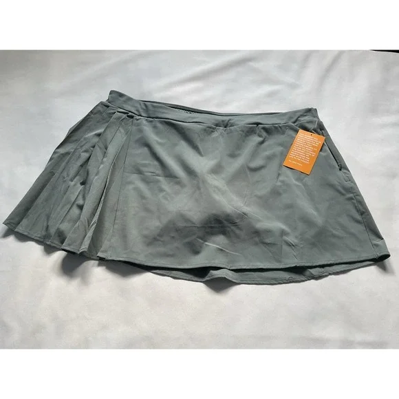 Avia Women's  Moisture Wicking  Pull on Skorts  Skirt Green Size ‎ 22