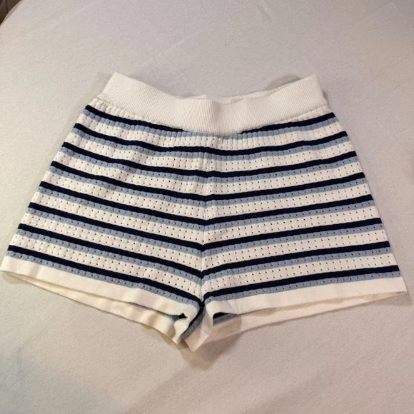 Striped Knit Shorts‎ Women Large Navy Blue Excellent Pointelle Casual Preppy