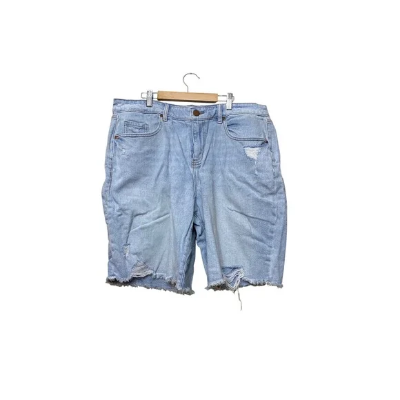 Lane‎ Bryant Womens 14 Distressed Bermuda Denim Shorts Light Wash Frayed Hem