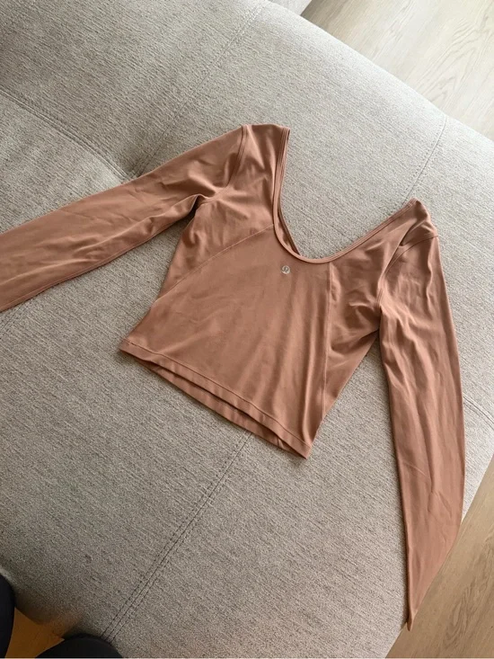 Lululemon Long Sleeve Scoop Neck Crop Top - Rust