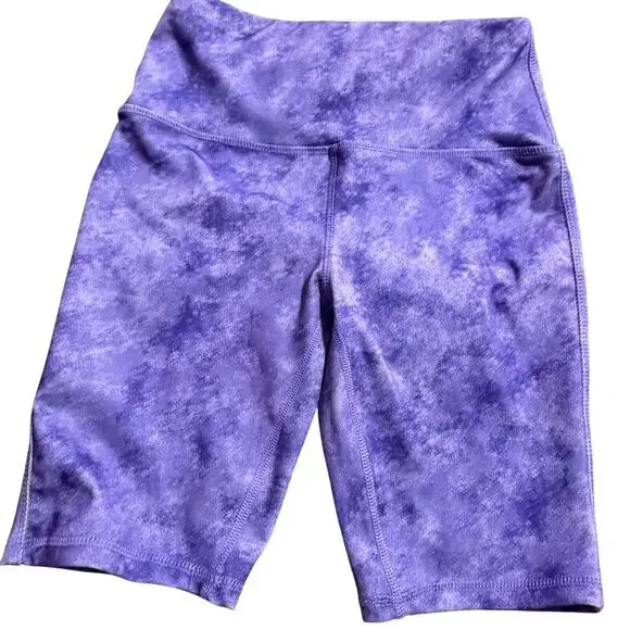 Daisy Fuentes lavender fitted longer shorts sz S summer biker flattering