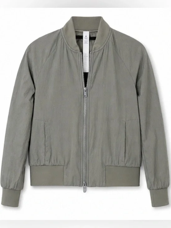 Lululemon Olive Green Lightweight Bomber Jacket Size 6 NWOT Full Zip