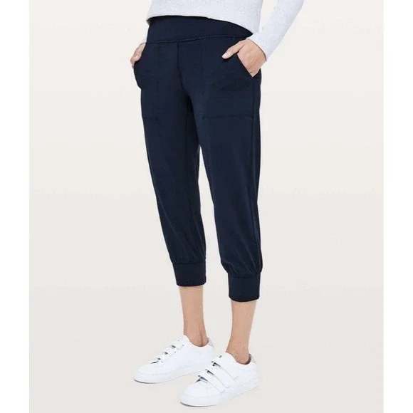 Lululemon Align High Rise Joggers Navy Crop Side Pocket Cuffed Women's Size 8 23