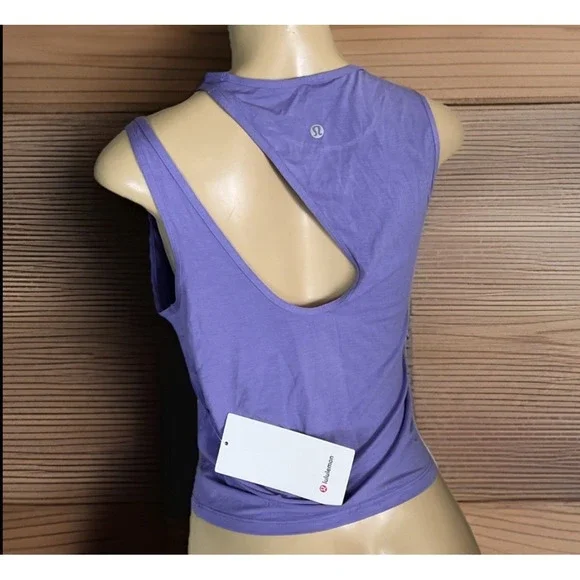Lululemon Tank Top Shoulder Cut-Out Yoga Shirt Sz 8 Purple‎ Lavender NWT $68