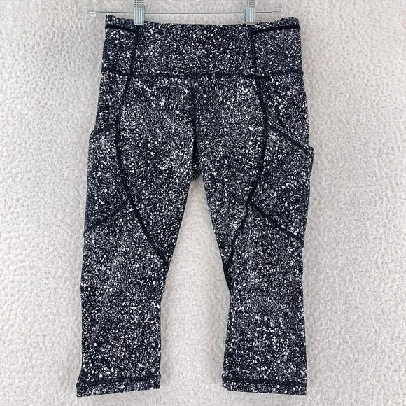 Lululemon Black Splatter‎ Outrun 17