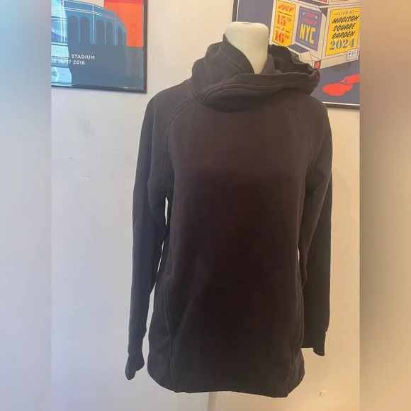 Lululemon Kangaroo Pocket Pullover Hoodie Black Size 6