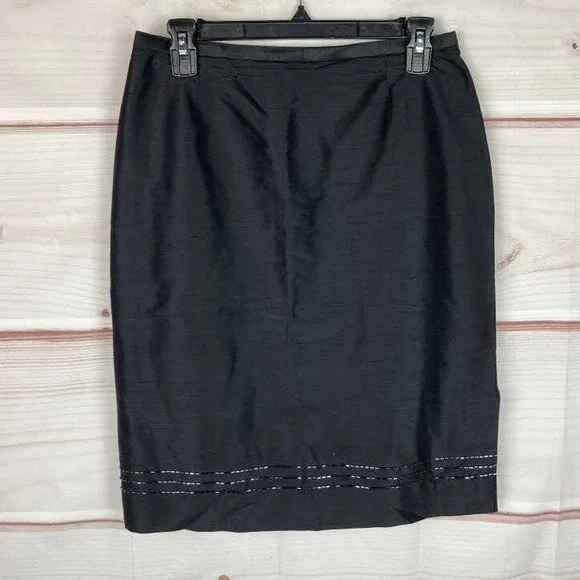 Classiques Entier Skirt Womens 8 Black Dupioni Silk Pencil Beaded Back Zip