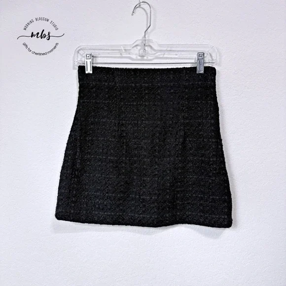 NWT Zara‎ High Rise Textured Side Zip Mini Skirt Office Party Black Women XS