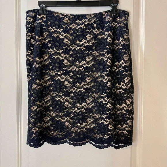 Inc International Concepts Black Lace Skirt with Beige Lining Size 12