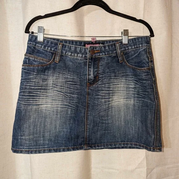Vintage Bubblegum Y2K denim Mini Skirt