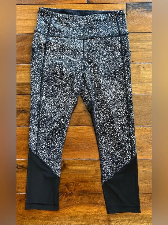 Lululemon pace rival crop *marathon