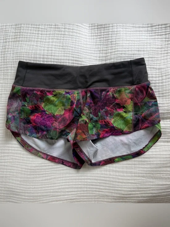 Lululemon Speed up Shorts Vivid Floral Tone 2 Low rise 2.5”