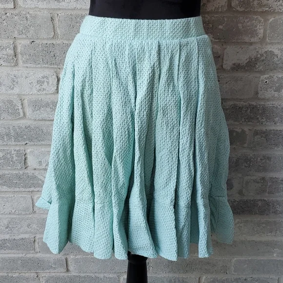 Torrid Skirt Womens Size 10 Pleated Embrodery Sea Foam Green