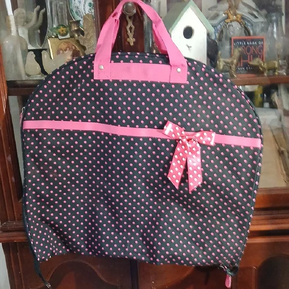 Skater‎ Travel Bag ,pink polka Dots W Pink Polkadot Ribbon. 20x23in.zipped Up