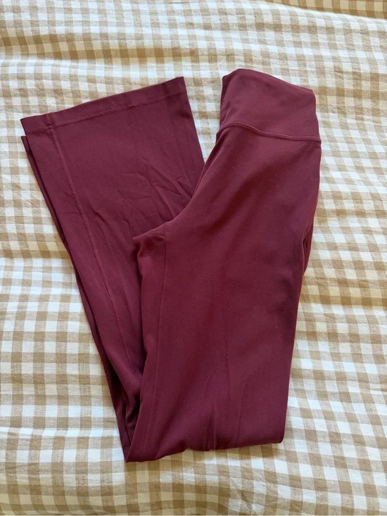 Groove Nulu High-Rise Flared Pant Short - Burgundy