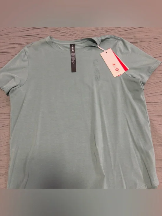 lululemon athletica Sage Green Crew Tee
