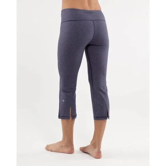 Lululemon Gather & Crow Crop Leggings Heathered Deep Indigo Blue Sz 8 Leg Slits